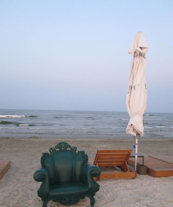 beach umbrella and throne  by the sea @PatFurstenberg