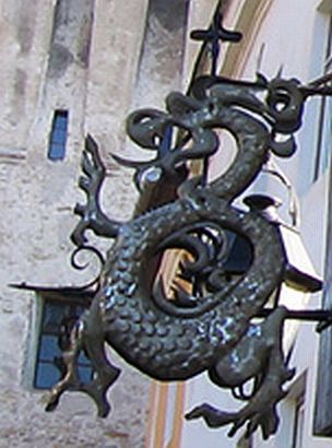a dragon on the house where Vlad Tepes, Vlad Dracul, Vlad the Impaler was born
