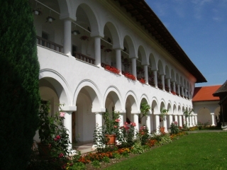 Brancoveanu Monastery, Sambata de Sus