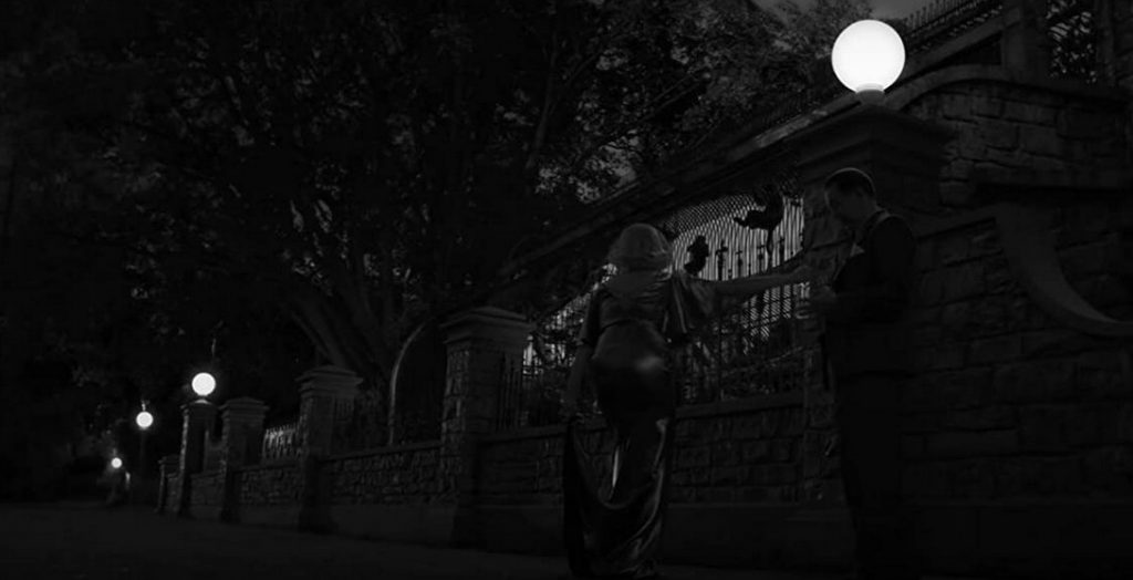 ‘Nobody, but nobody makes a monkey out of William Randolph Hearst!’ Marion Davies, symbolism behind the moonlight stroll in Mank