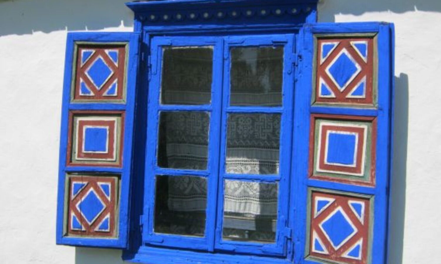 blue dubble pannel window, traditional folk art Romania