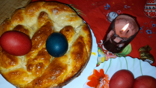Pasca - Romanian Easter Bread - Jo Cooks