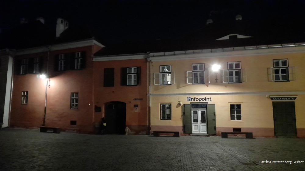 Huet Square, Sibiu, December 2022, the Parish House left, 14th century