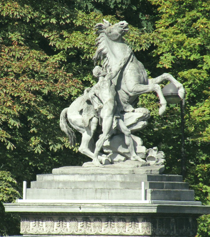 Place Concorde statue Horses Marly