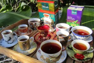 Dilmah Extra Strength and Premium Black Tea, Beautiful Floral Pick-me ...